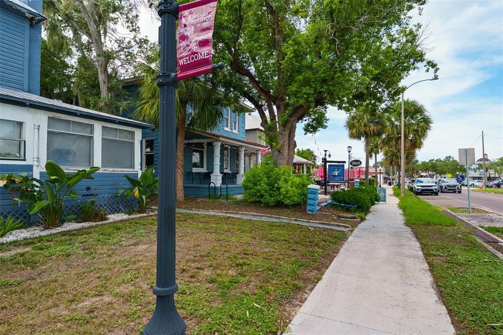 En Venta: $599,000 (3 camas, 2 baños, 1926 Pies cuadrados)