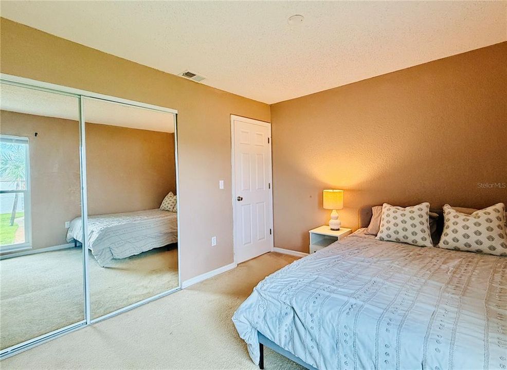 For Sale: $180,000 (3 beds, 2 baths, 1404 Square Feet)