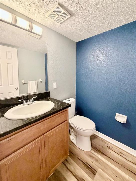 For Sale: $180,000 (3 beds, 2 baths, 1404 Square Feet)
