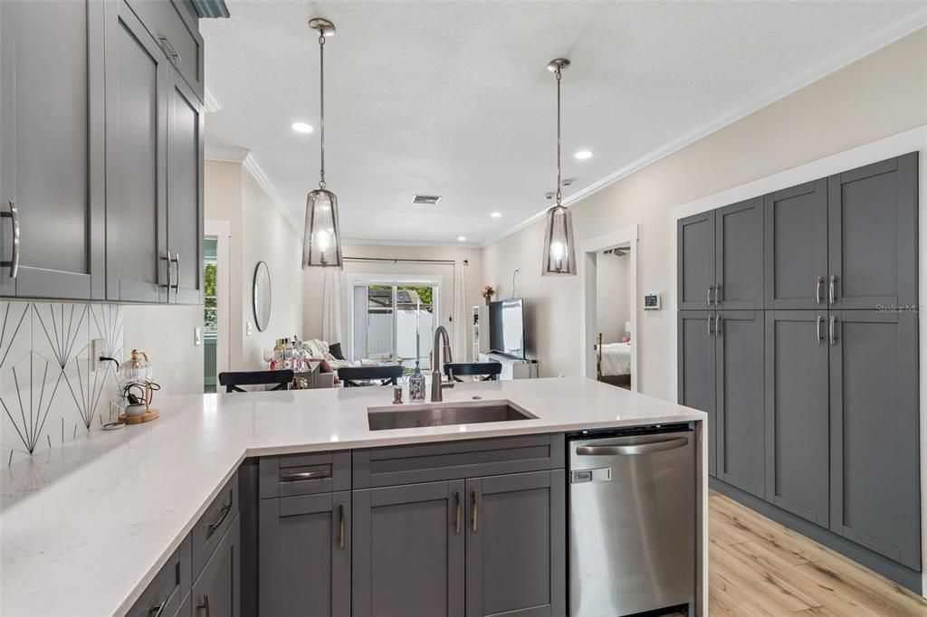 For Rent: $3,500 (3 beds, 2 baths, 1648 Square Feet)