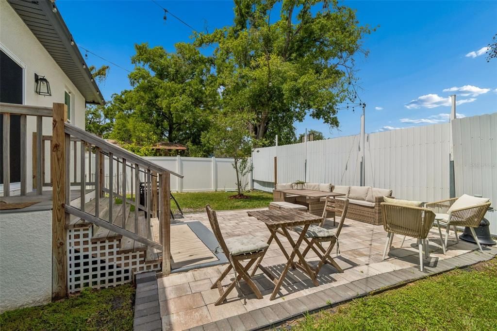 For Rent: $3,500 (3 beds, 2 baths, 1648 Square Feet)