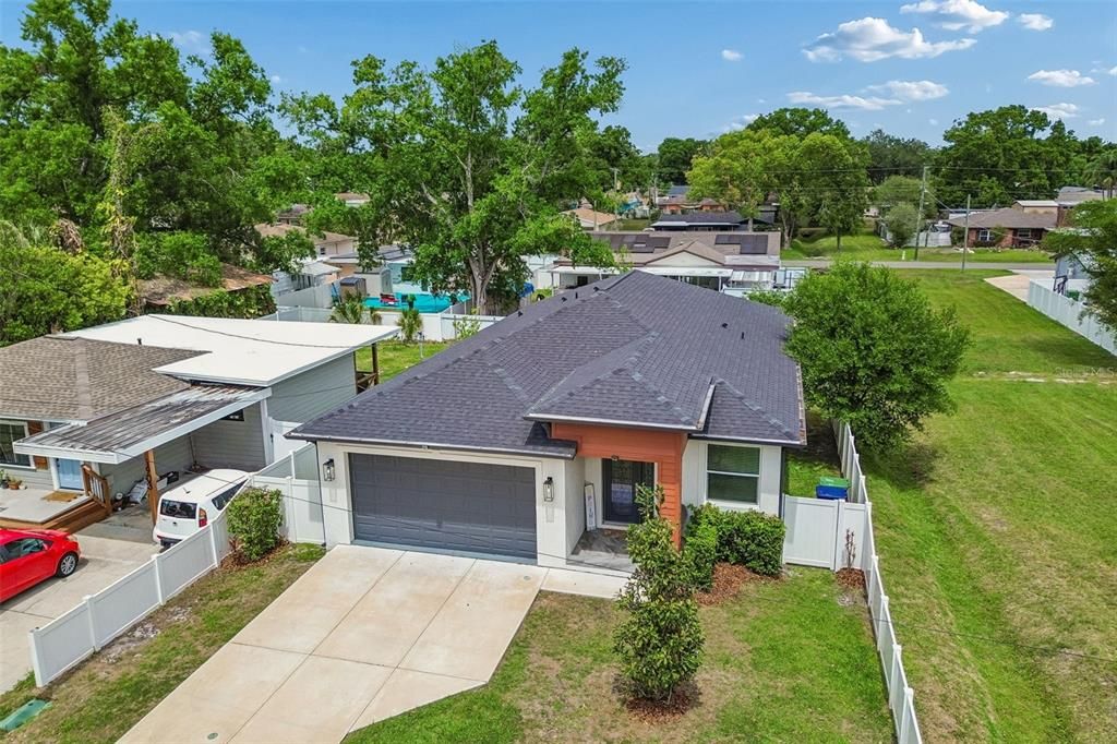 For Rent: $3,500 (3 beds, 2 baths, 1648 Square Feet)