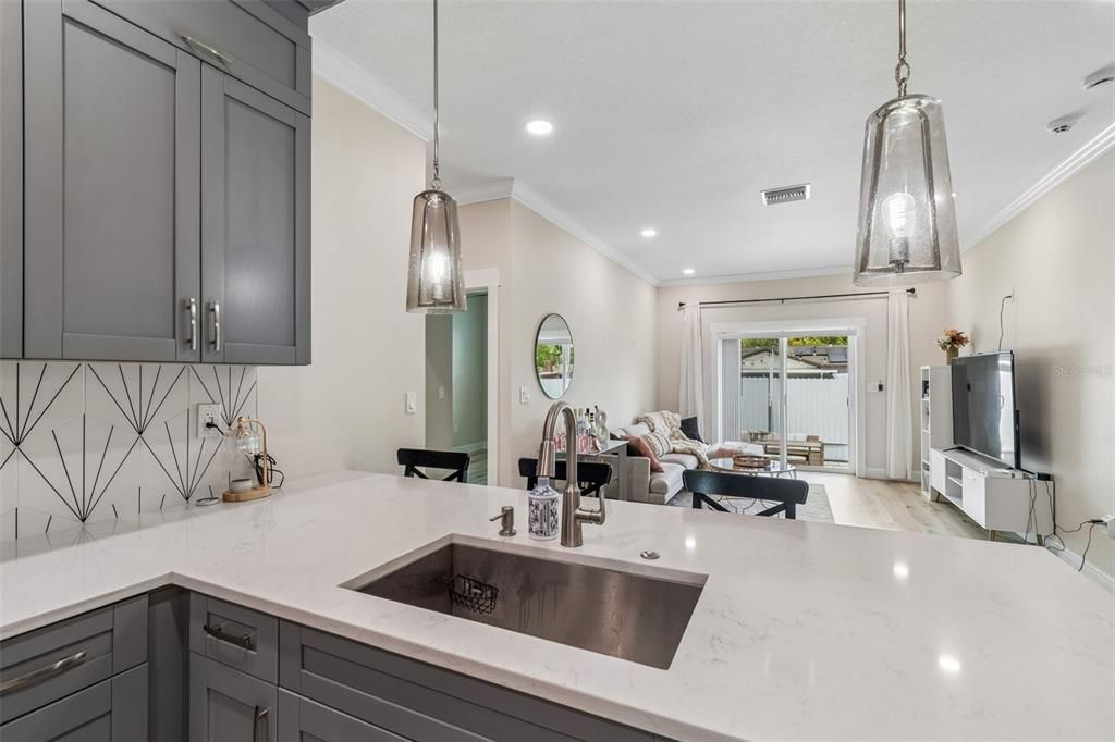 For Rent: $3,500 (3 beds, 2 baths, 1648 Square Feet)