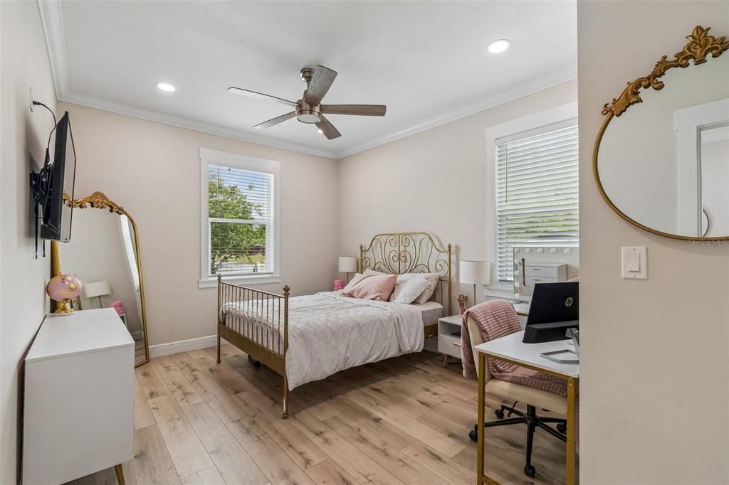For Rent: $3,500 (3 beds, 2 baths, 1648 Square Feet)
