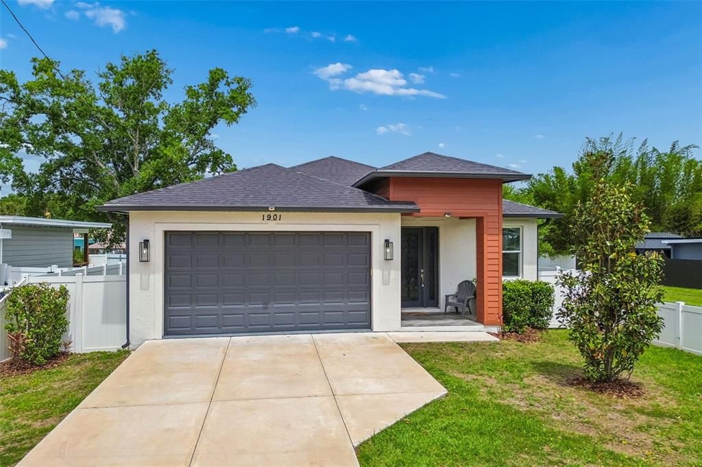 For Rent: $3,500 (3 beds, 2 baths, 1648 Square Feet)