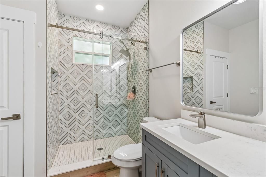 For Rent: $3,500 (3 beds, 2 baths, 1648 Square Feet)