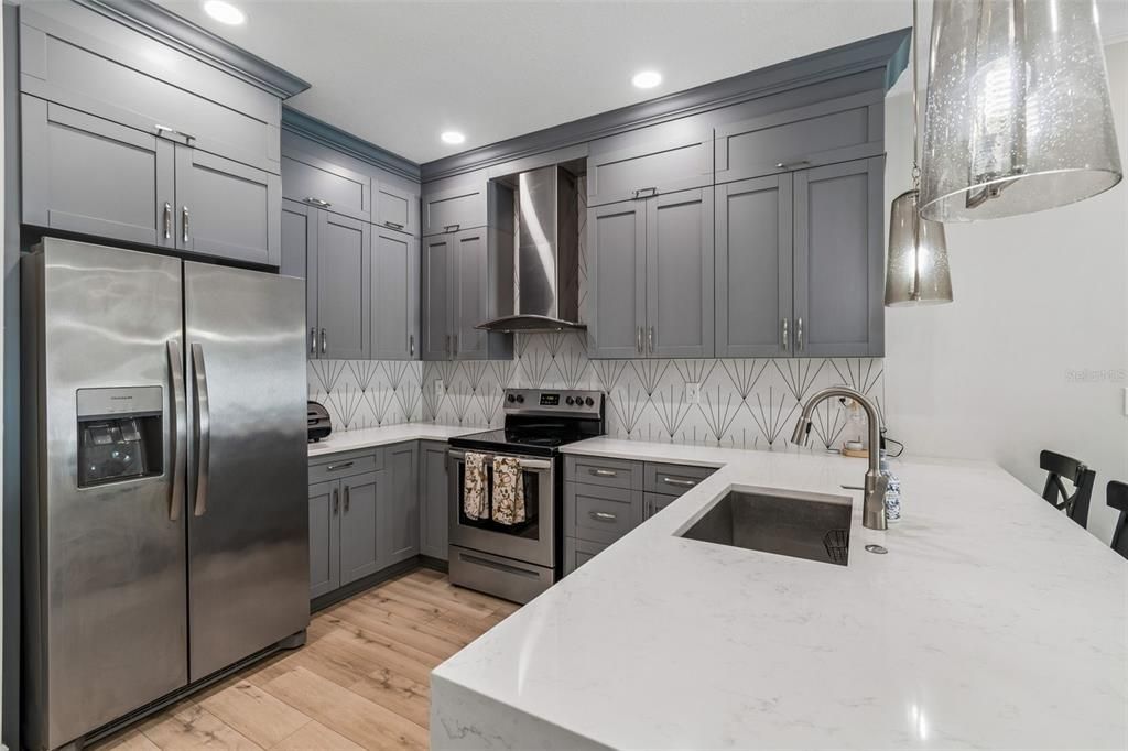 For Rent: $3,500 (3 beds, 2 baths, 1648 Square Feet)