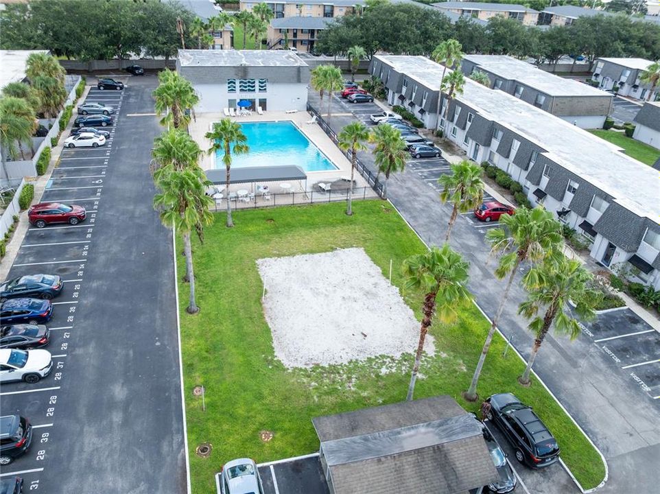 For Rent: $2,500 (3 beds, 2 baths, 1302 Square Feet)