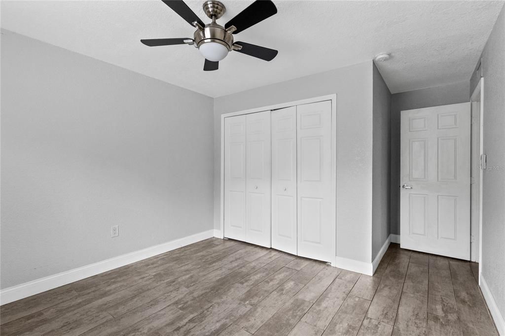 For Rent: $2,500 (3 beds, 2 baths, 1302 Square Feet)