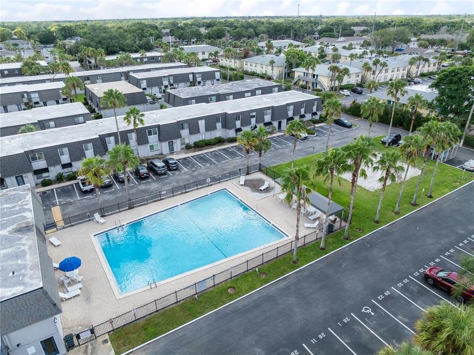 For Rent: $2,500 (3 beds, 2 baths, 1302 Square Feet)