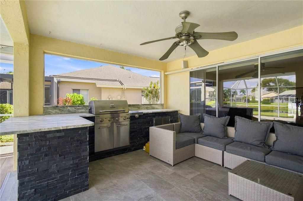 For Sale: $624,900 (3 beds, 2 baths, 1977 Square Feet)
