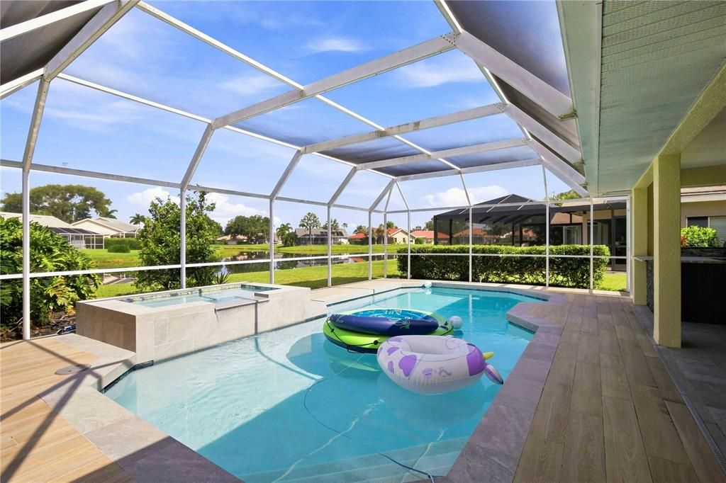 For Sale: $624,900 (3 beds, 2 baths, 1977 Square Feet)