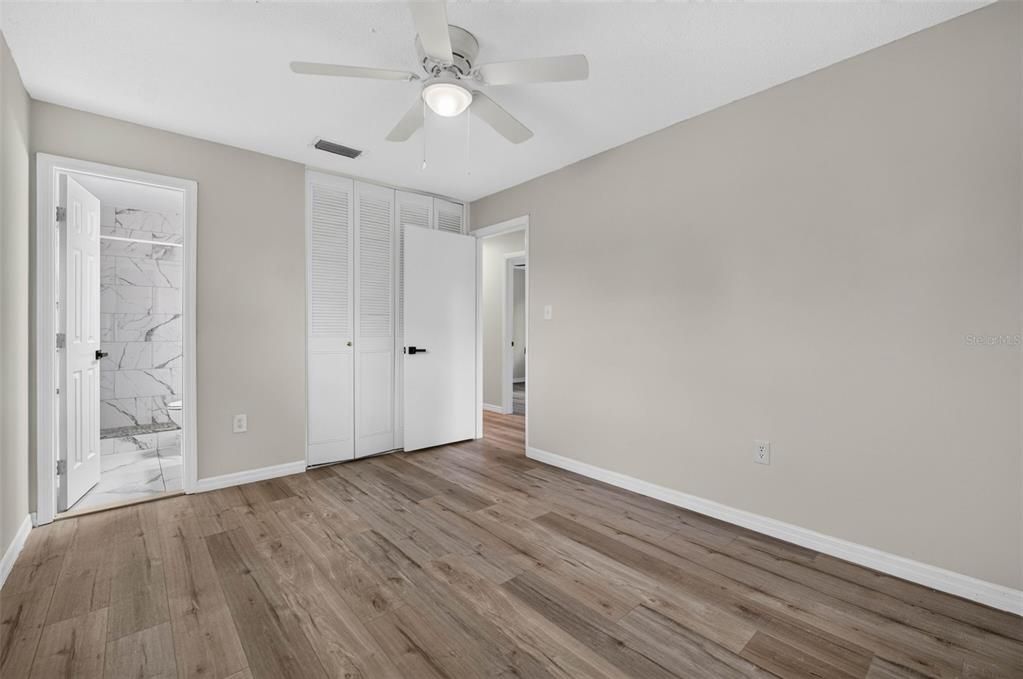 For Sale: $339,990 (3 beds, 2 baths, 1278 Square Feet)