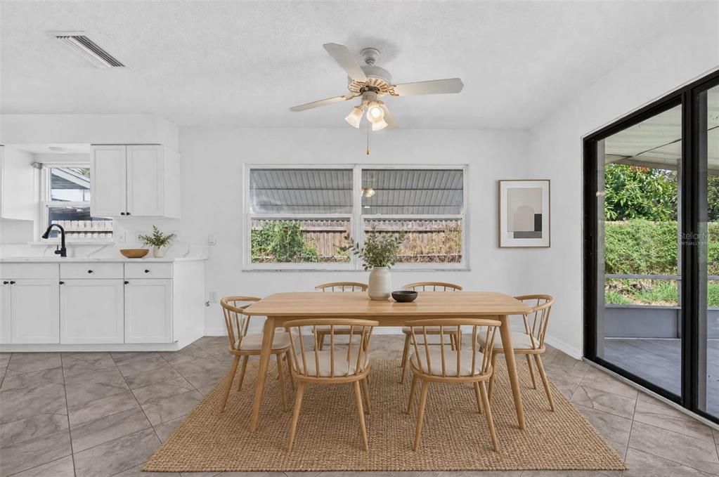 For Sale: $339,990 (3 beds, 2 baths, 1278 Square Feet)