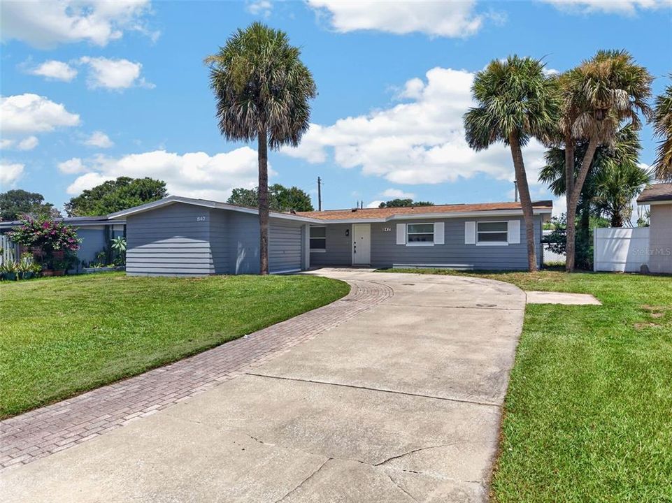 For Sale: $339,990 (3 beds, 2 baths, 1278 Square Feet)