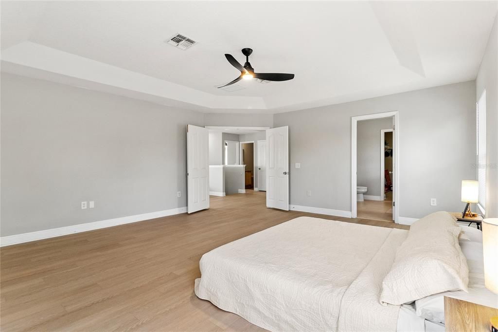 For Sale: $399,000 (3 beds, 2 baths, 2620 Square Feet)