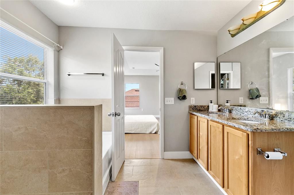 For Sale: $399,000 (3 beds, 2 baths, 2620 Square Feet)