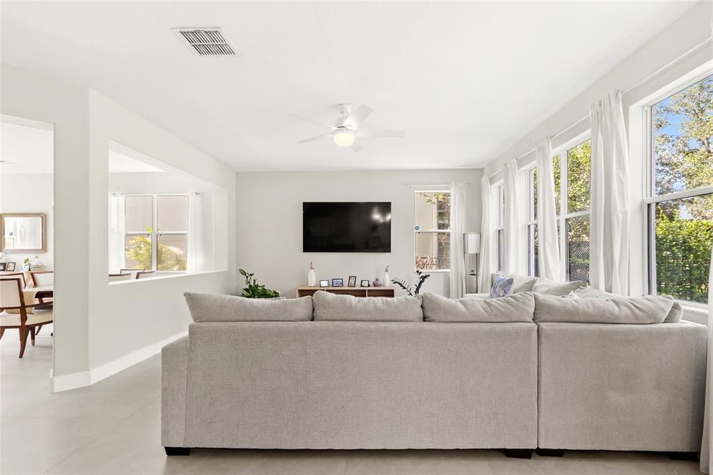 For Sale: $399,000 (3 beds, 2 baths, 2620 Square Feet)