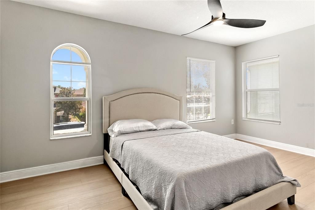 For Sale: $399,000 (3 beds, 2 baths, 2620 Square Feet)