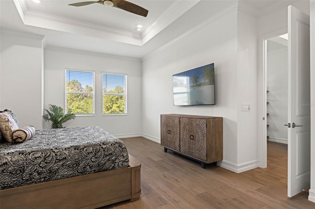 Activo con contrato: $525,000 (3 camas, 2 baños, 2350 Pies cuadrados)