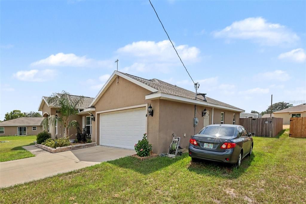 For Sale: $279,900 (3 beds, 2 baths, 1934 Square Feet)