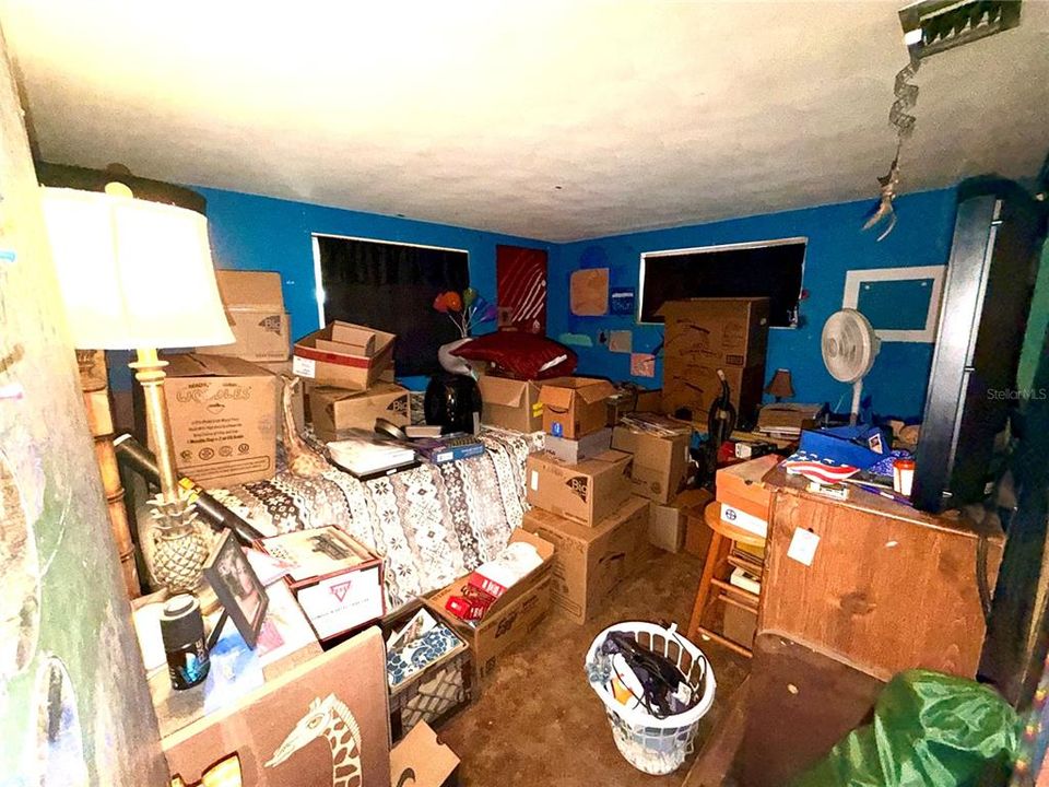 На продажу: $189,900 (2 спален, 2 ванн, 1345 Квадратных фут)