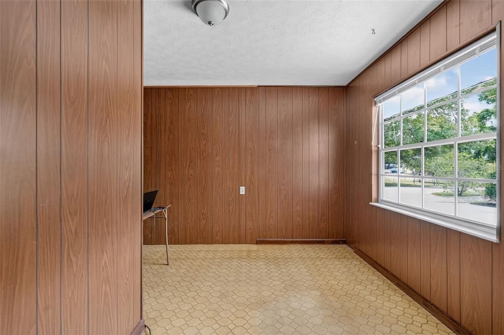 En Venta: $400,000 (3 camas, 2 baños, 2013 Pies cuadrados)