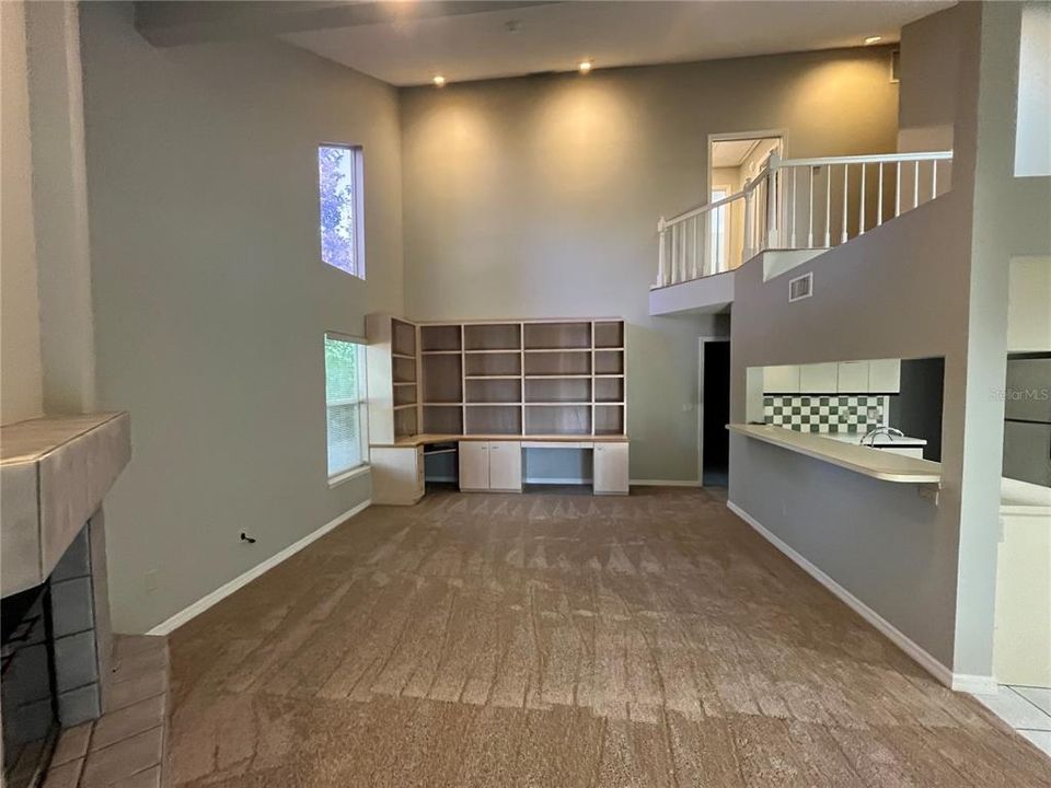 For Rent: $2,932 (4 beds, 3 baths, 2362 Square Feet)