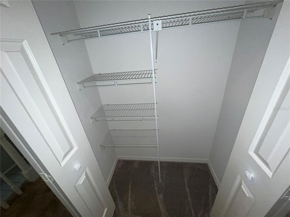 For Rent: $2,932 (4 beds, 3 baths, 2362 Square Feet)