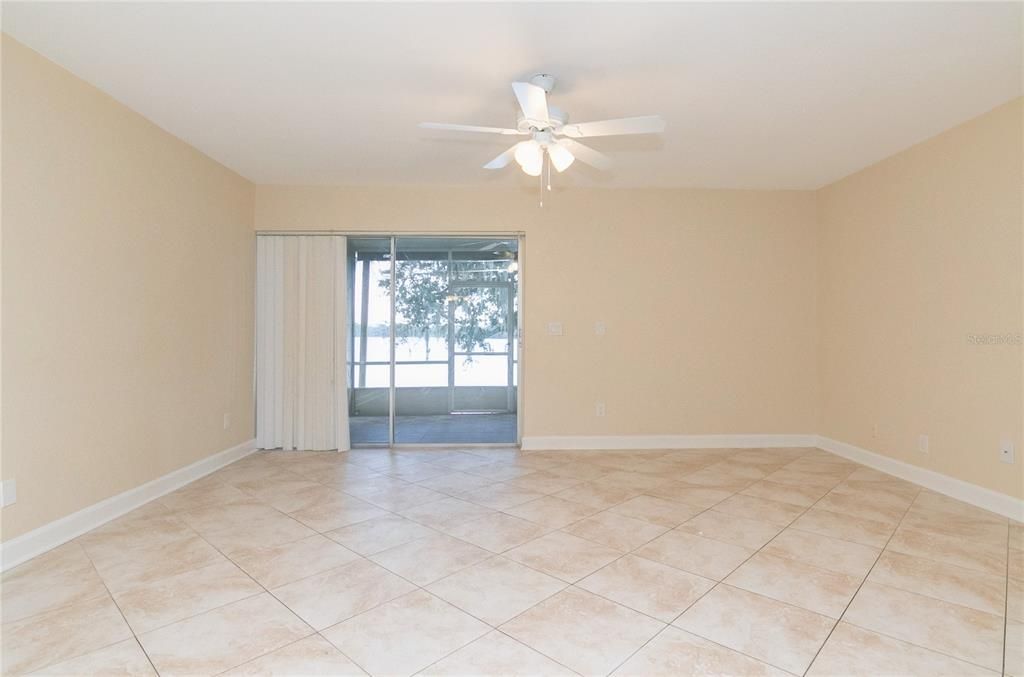 For Rent: $2,395 (3 beds, 2 baths, 1405 Square Feet)