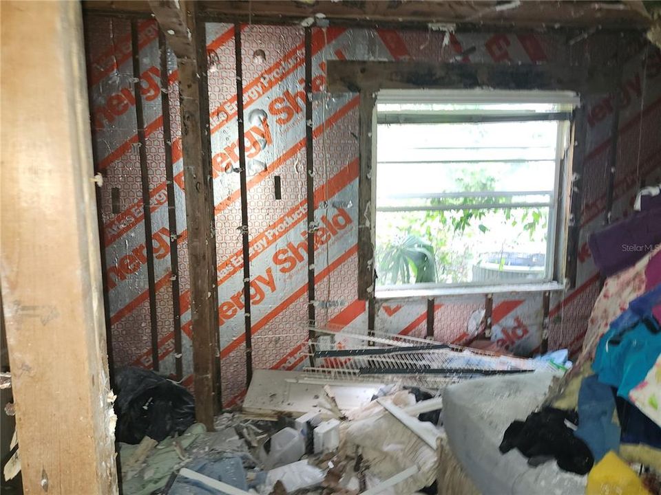 На продажу: $283,000 (3 спален, 2 ванн, 2063 Квадратных фут)