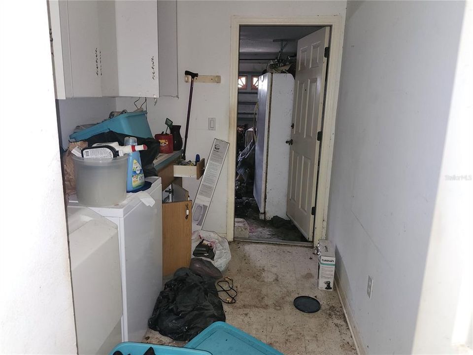 На продажу: $283,000 (3 спален, 2 ванн, 2063 Квадратных фут)