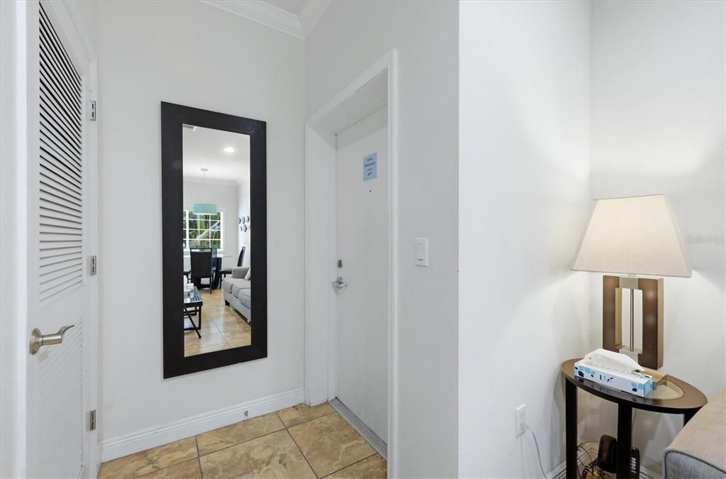 For Sale: $500,000 (1 beds, 1 baths, 524 Square Feet)