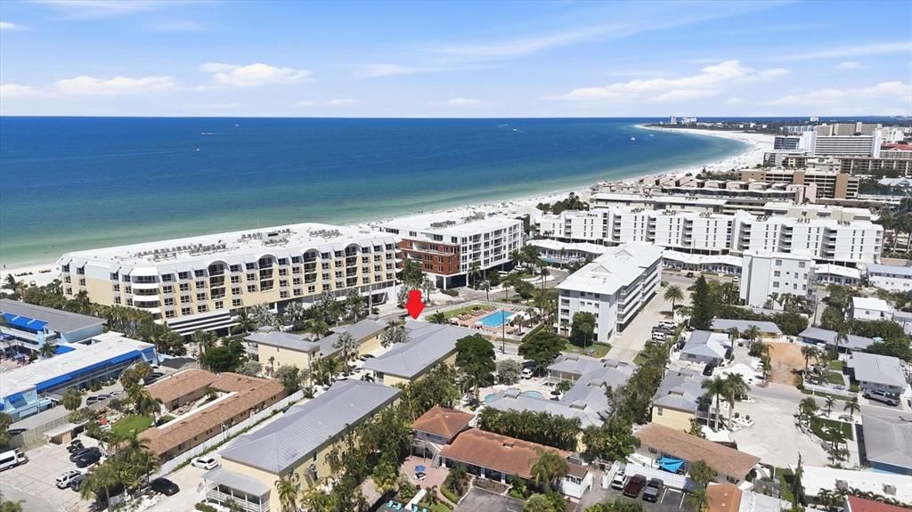 For Sale: $500,000 (1 beds, 1 baths, 524 Square Feet)