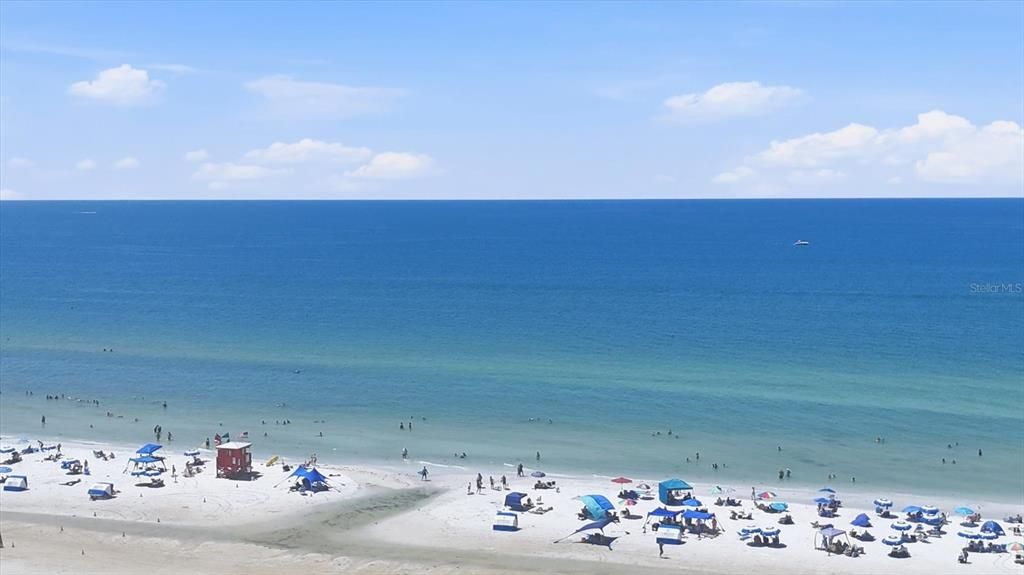 For Sale: $500,000 (1 beds, 1 baths, 524 Square Feet)