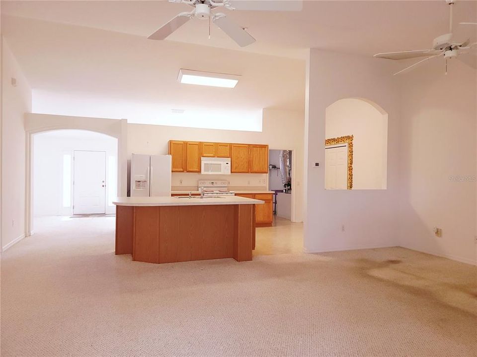 For Sale: $271,000 (3 beds, 2 baths, 2020 Square Feet)
