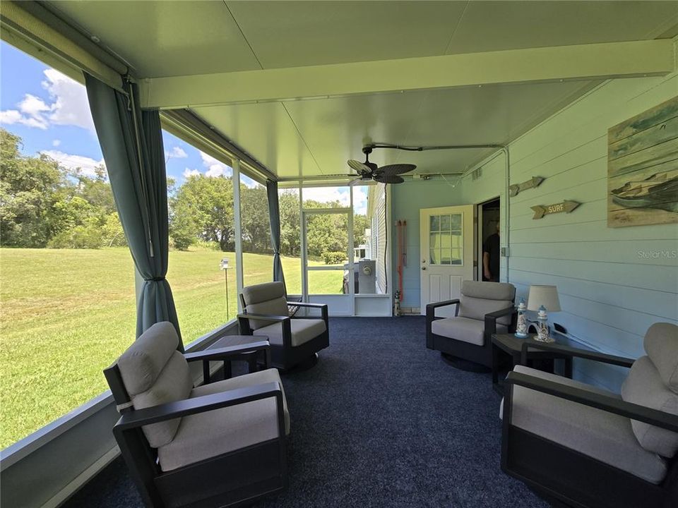 For Sale: $325,000 (2 beds, 2 baths, 1488 Square Feet)