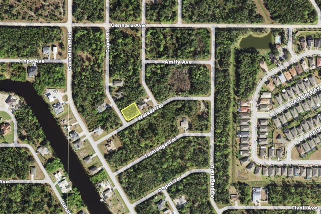 For Sale: $13,000 (0.28 acres)