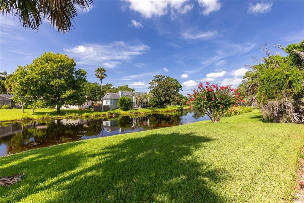 En Venta: $798,000 (4 camas, 2 baños, 2376 Pies cuadrados)