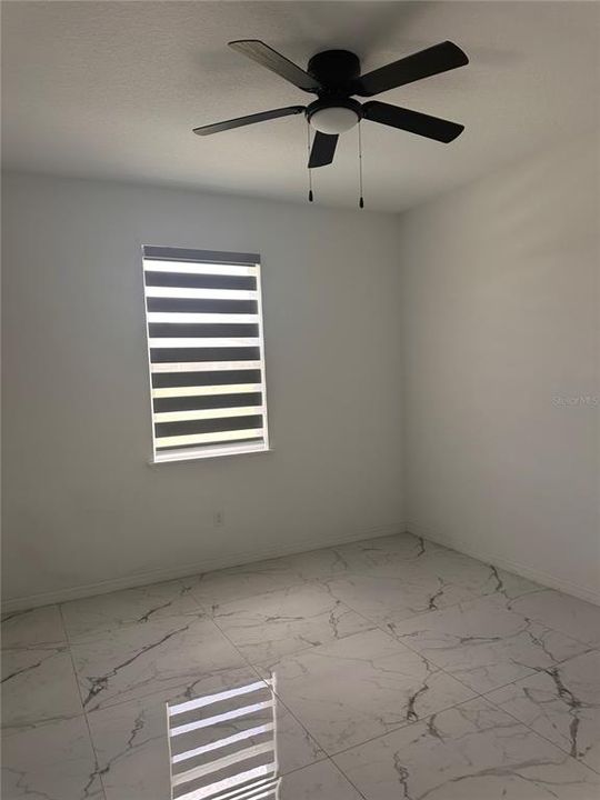 For Rent: $1,800 (3 beds, 2 baths, 1597 Square Feet)