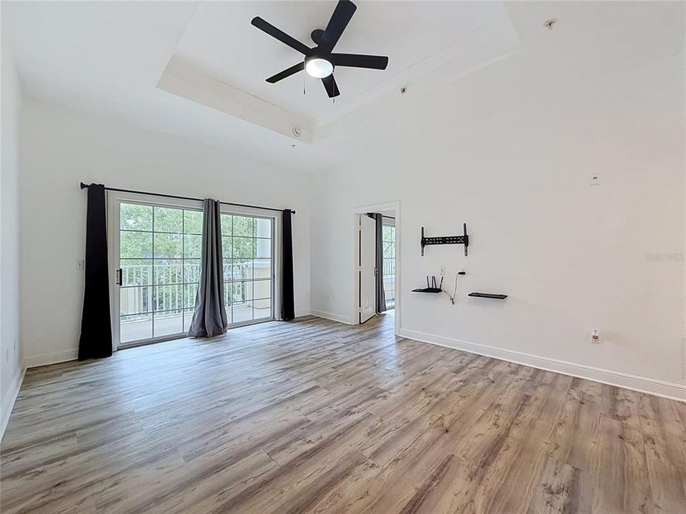 En Venta: $285,000 (3 camas, 3 baños, 2124 Pies cuadrados)