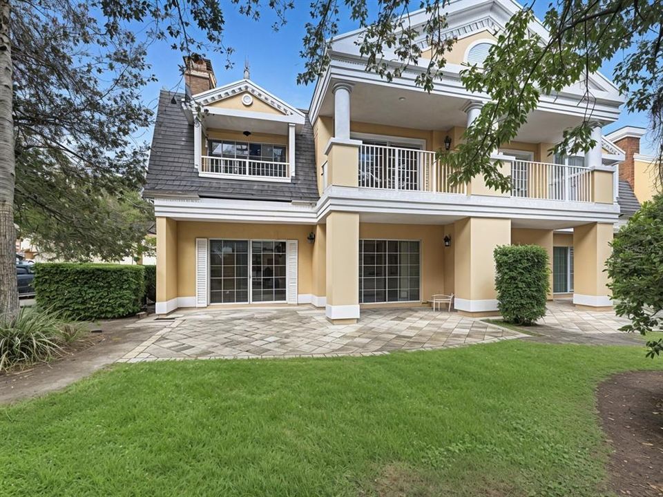 En Venta: $285,000 (3 camas, 3 baños, 2124 Pies cuadrados)