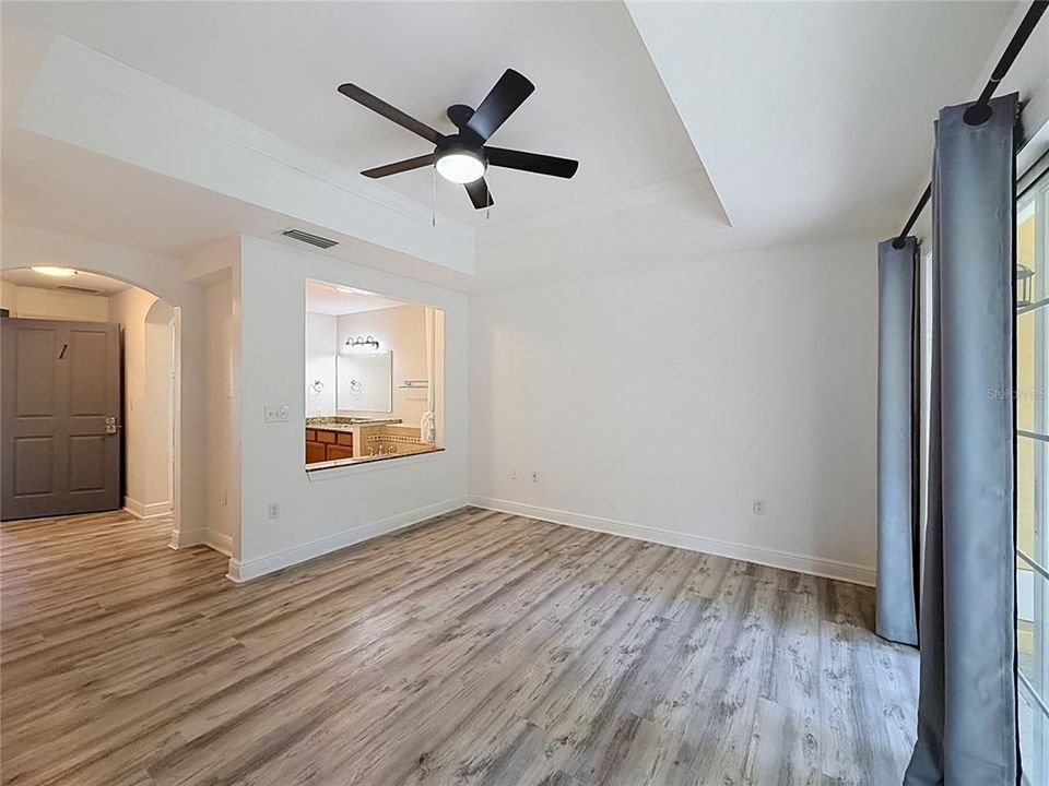 En Venta: $285,000 (3 camas, 3 baños, 2124 Pies cuadrados)