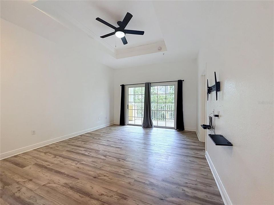 En Venta: $285,000 (3 camas, 3 baños, 2124 Pies cuadrados)