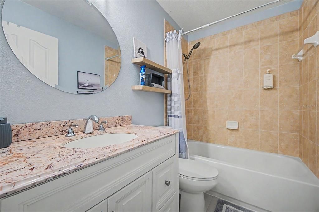 На продажу: $319,000 (3 спален, 2 ванн, 1280 Квадратных фут)