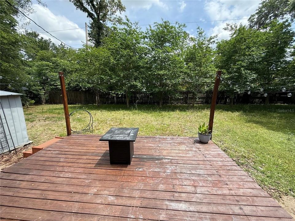 For Rent: $2,200 (3 beds, 2 baths, 1118 Square Feet)