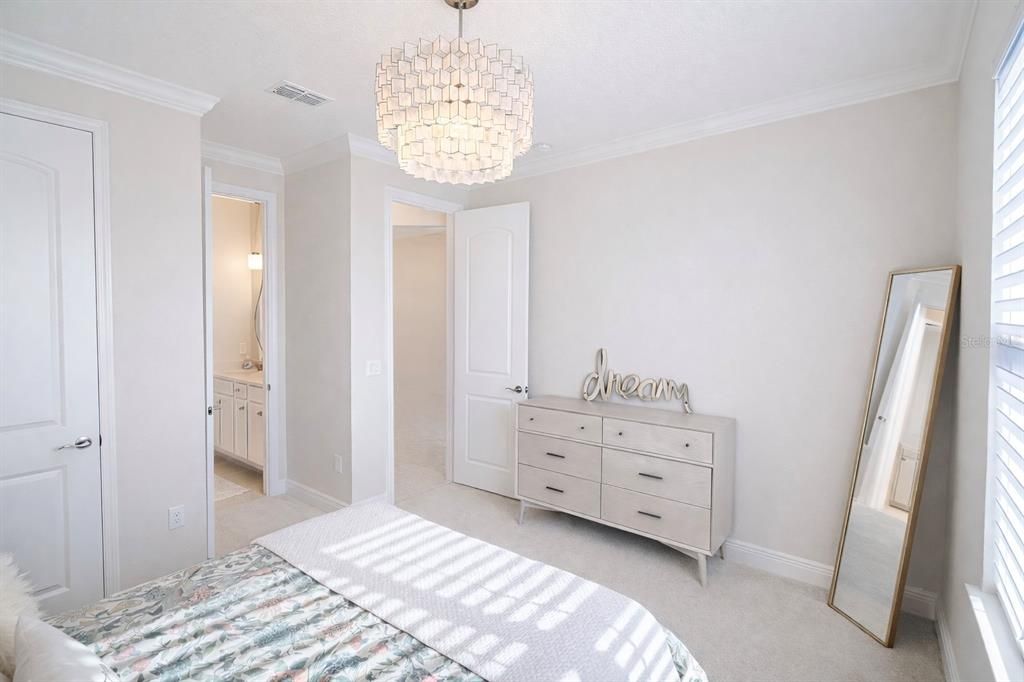 For Rent: $4,500 (3 beds, 2 baths, 2203 Square Feet)