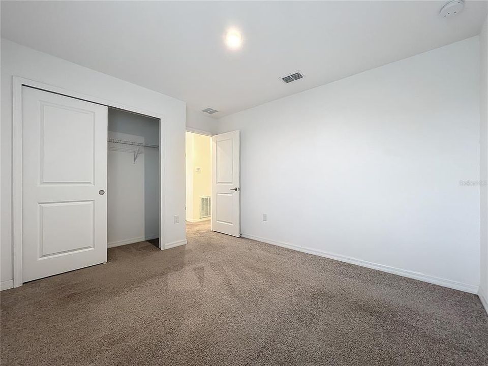 En Venta: $379,900 (5 camas, 3 baños, 2396 Pies cuadrados)