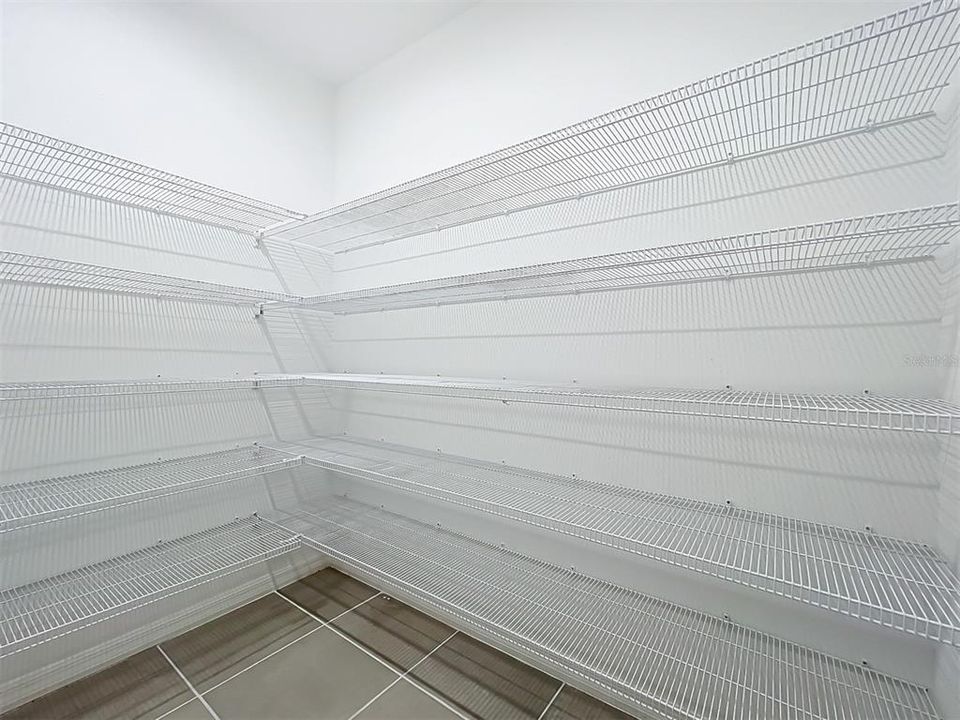 En Venta: $379,900 (5 camas, 3 baños, 2396 Pies cuadrados)