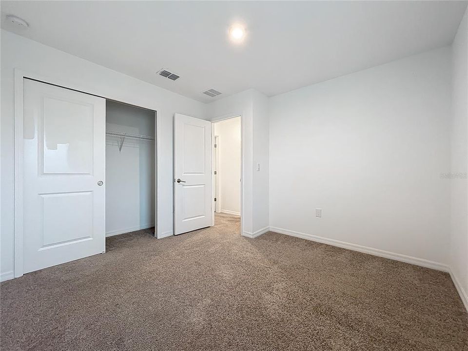 En Venta: $379,900 (5 camas, 3 baños, 2396 Pies cuadrados)